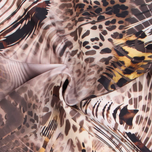 Giovanni Boulera Wild Wave Pattern Mulberry Twill Silk Scarf 90x90 cm