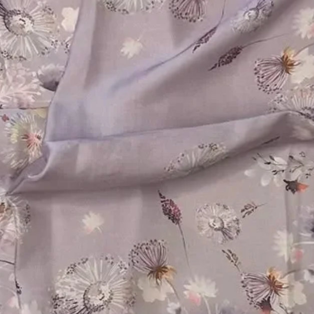 Giovanni Boulera Leylak Kır Bahçesi Mulberry Twill İpek Eşarp 65 cm x 65 cm
