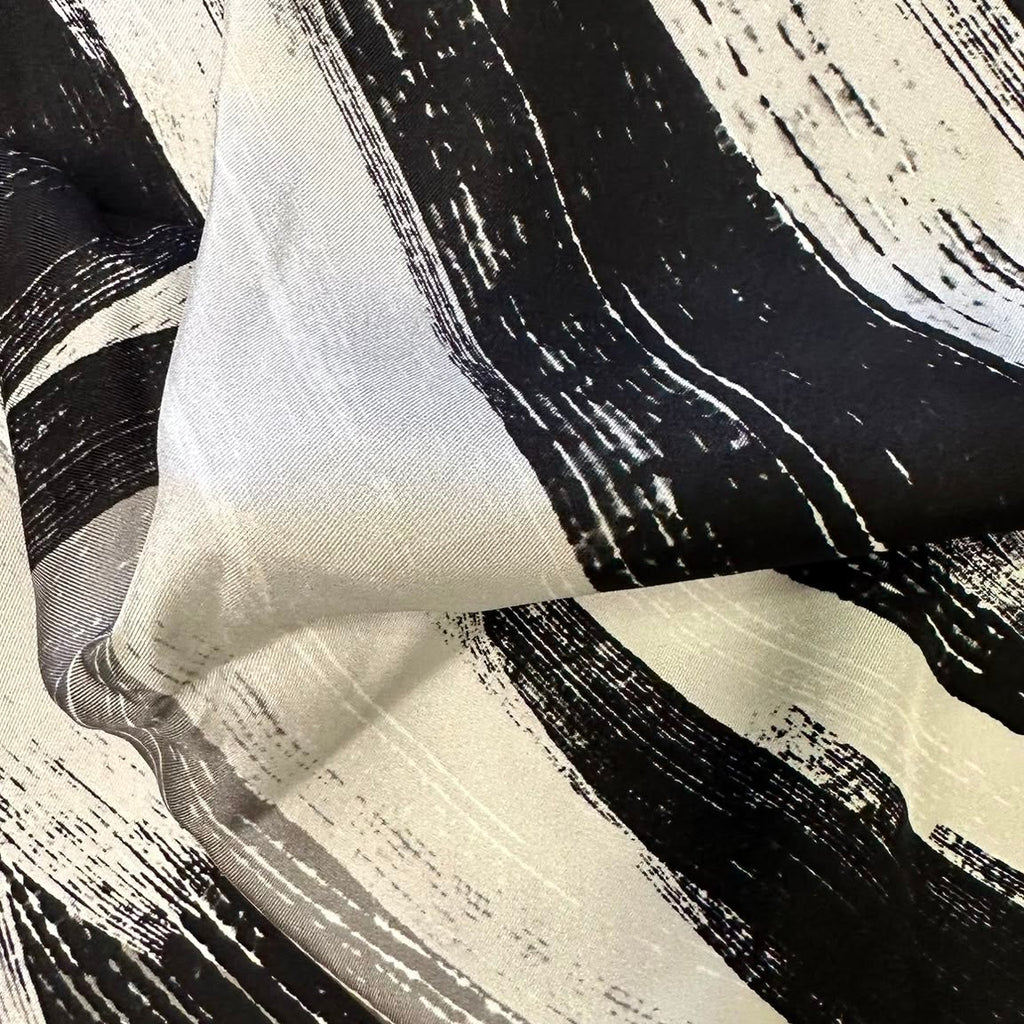 Giovanni Boulera Monochrome Flow Mulberry Twill Silk Scarf 50 cm x 50 cm