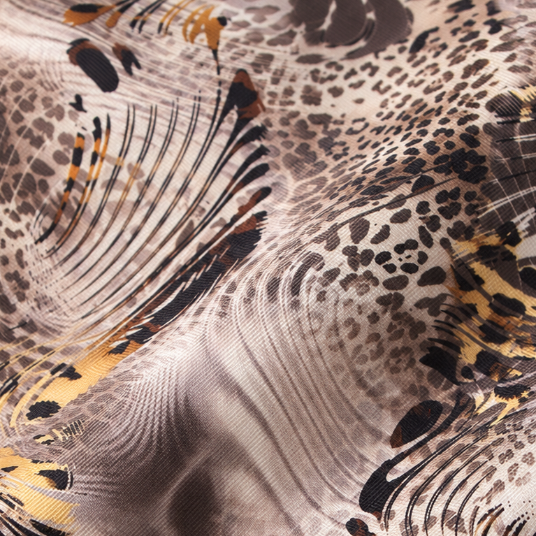 Giovanni Boulera Wild Wave Pattern Mulberry Twill Silk Scarf 90x90 cm